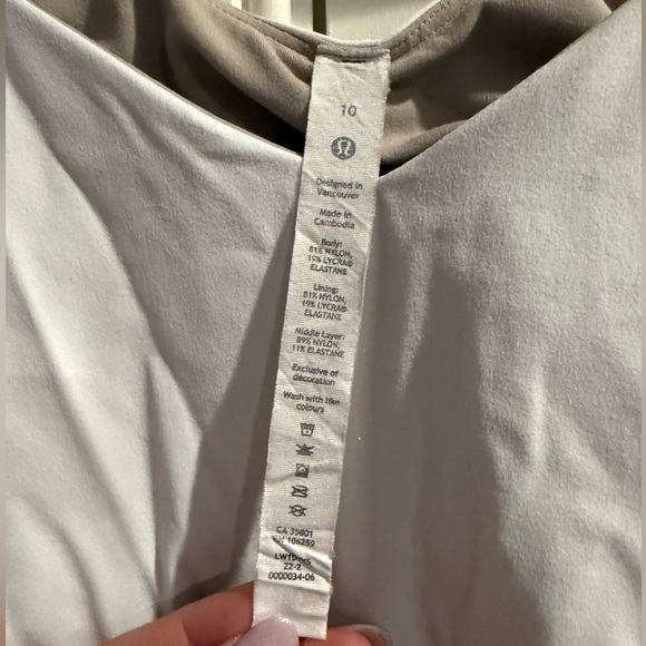 Lululemon Align White Womens Tank Top sz 10 - Picture 3 of 3